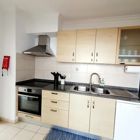 Oceanview Getaway * Caniço