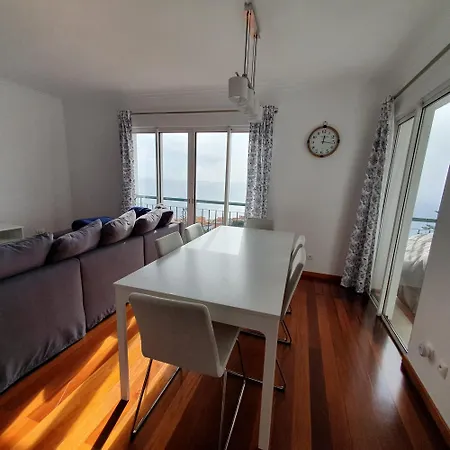 Oceanview Getaway * Caniço