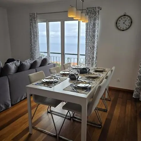 Oceanview Getaway Lägenhet